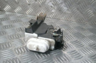 Serrure avant droit AUDI A4 1