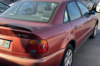 Serrure avant droit AUDI A4 1