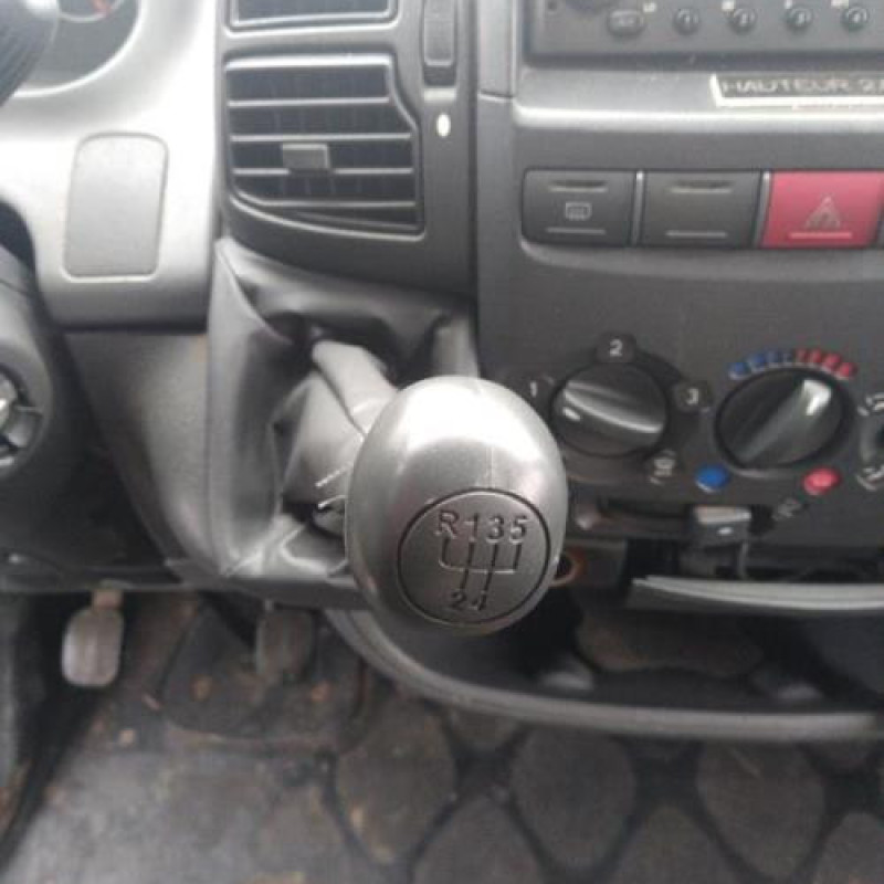 Pretensionneur de ceinture avant droit CITROEN JUMPER 2 Photo n°10