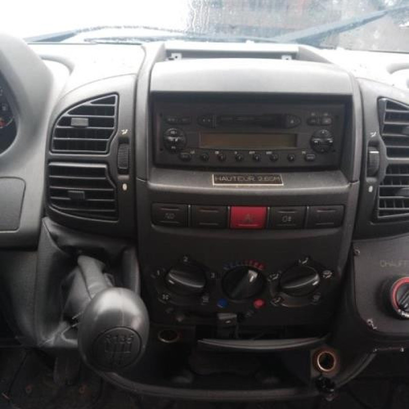 Pretensionneur de ceinture avant droit CITROEN JUMPER 2 Photo n°11