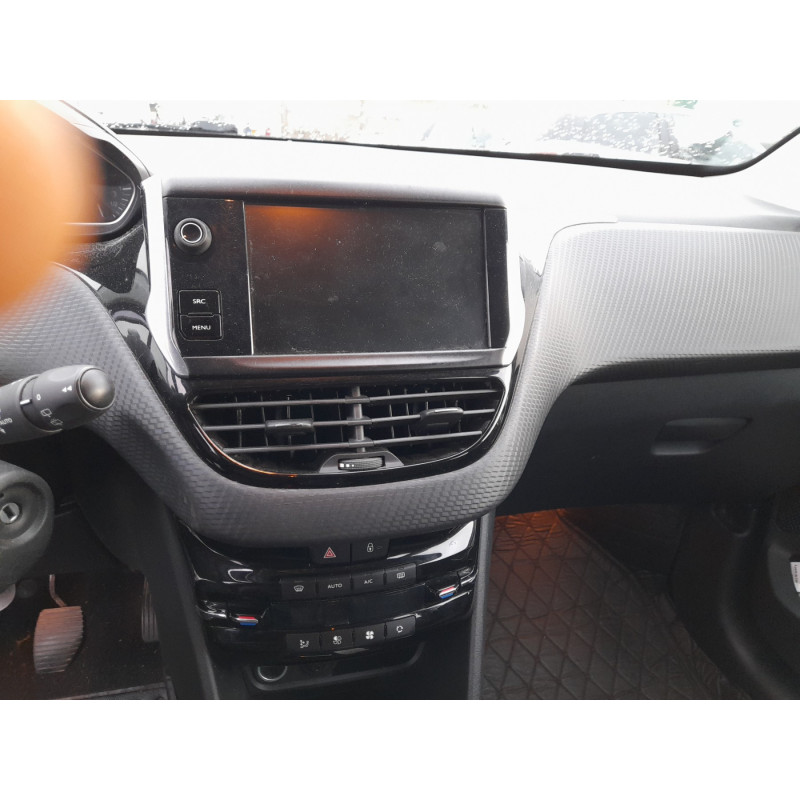 PEUGEOT 2008 1 PHASE 1 1.2 PURETECH - 12V TURBO Photo n°9