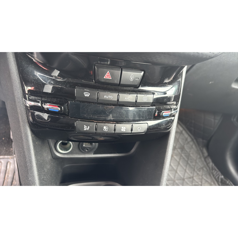 PEUGEOT 2008 1 PHASE 1 1.2 PURETECH - 12V TURBO Photo n°24