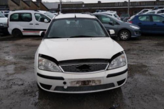 Feu arriere principal gauche (feux) FORD MONDEO 2