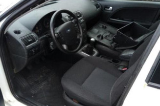 Feu arriere principal gauche (feux) FORD MONDEO 2