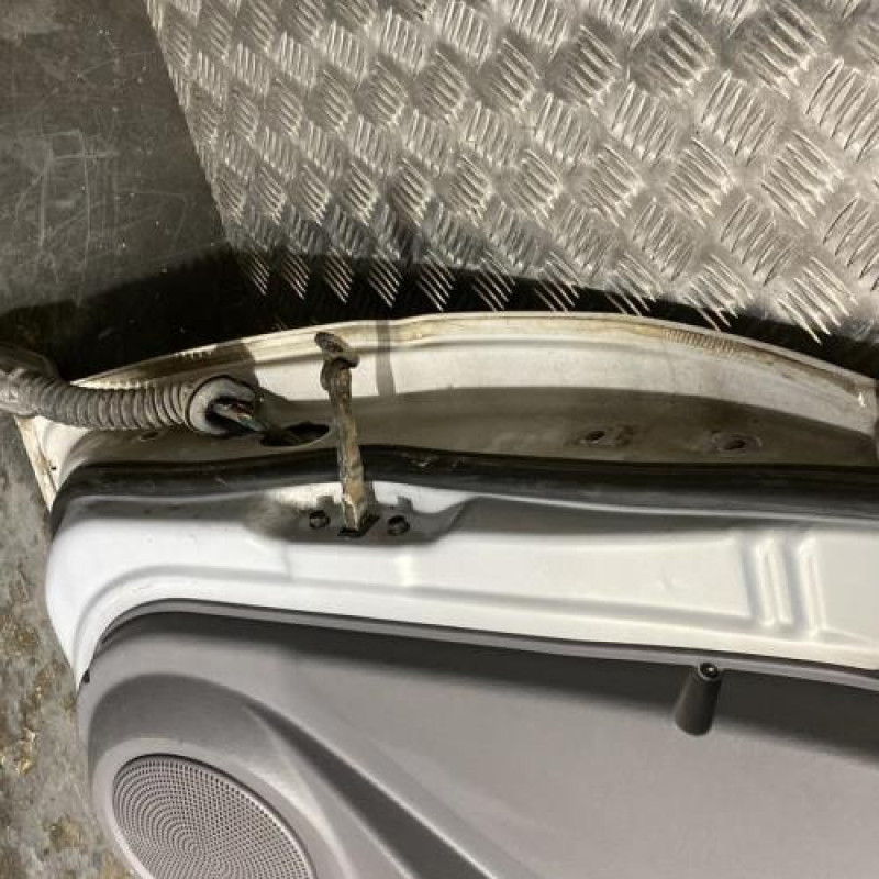 Porte avant droit HYUNDAI MATRIX Photo n°4