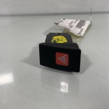 Bouton de warning HYUNDAI MATRIX Photo n°1