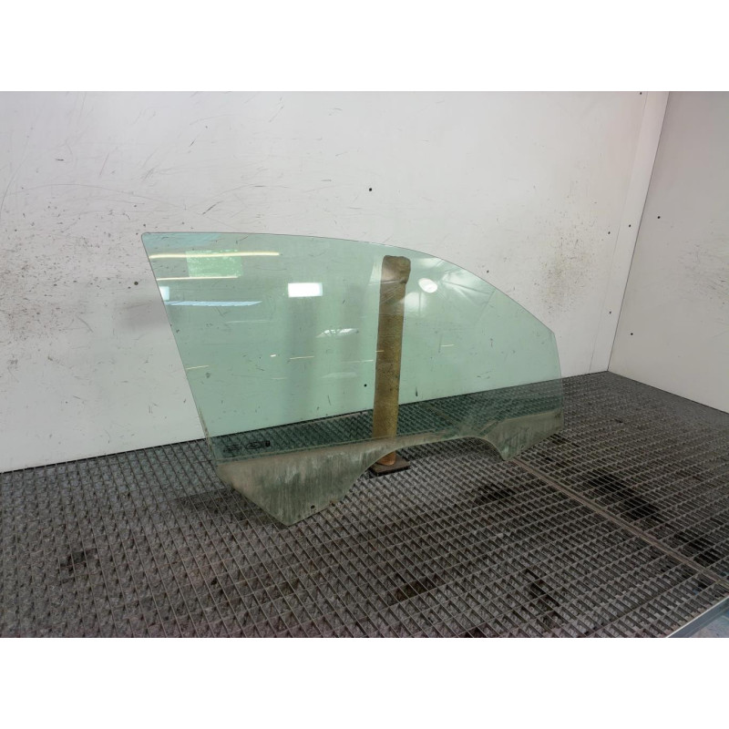 Vitre avant droit FORD FIESTA 5 Photo n°3