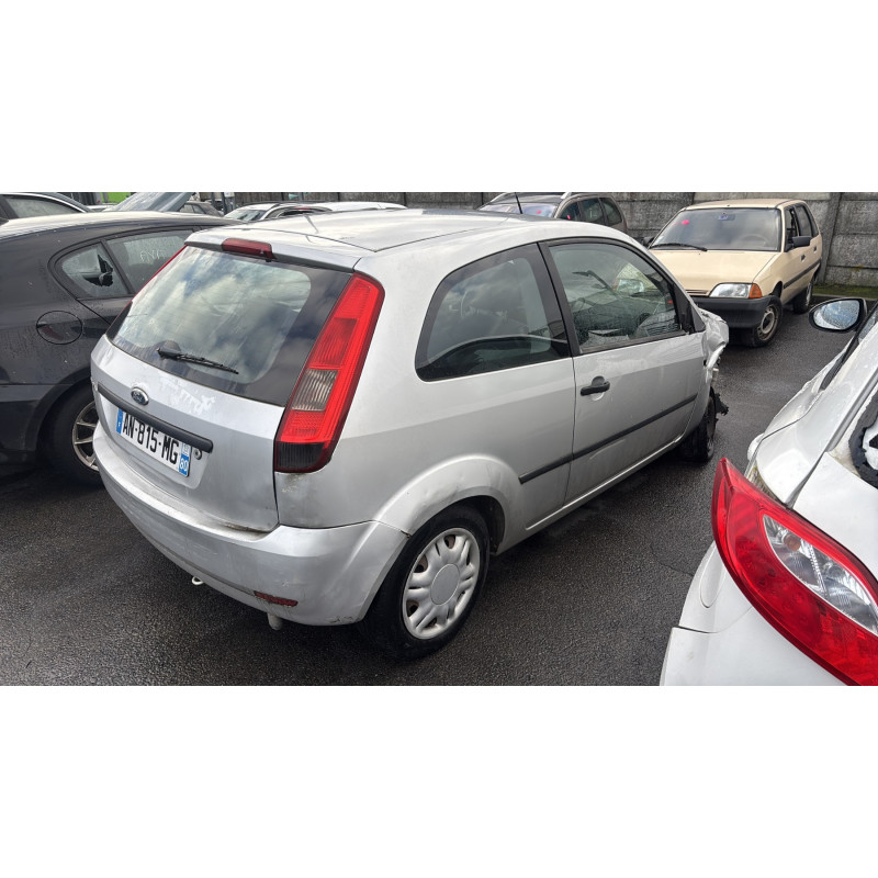 Vitre avant droit FORD FIESTA 5 Photo n°9
