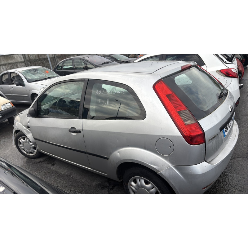 Vitre avant droit FORD FIESTA 5 Photo n°12