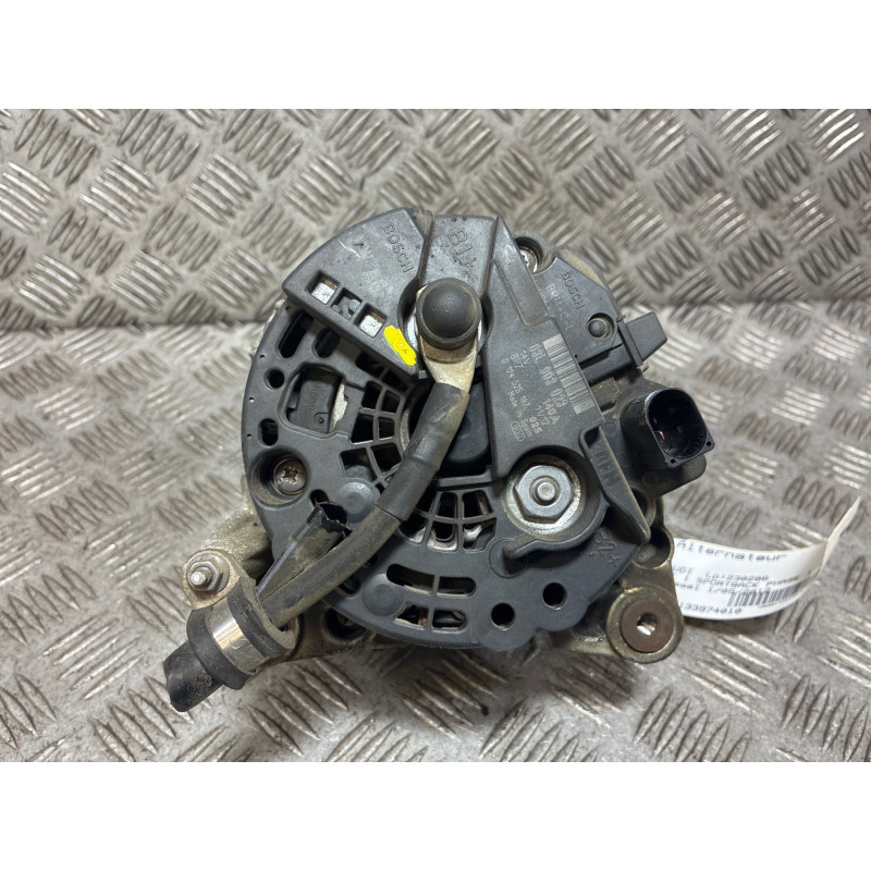 Alternateur AUDI A1 1 Photo n°1