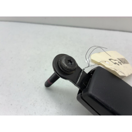 Attache ceinture avant droit RENAULT TRAFIC 3 COURT