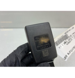 Attache ceinture avant droit RENAULT TRAFIC 3 COURT