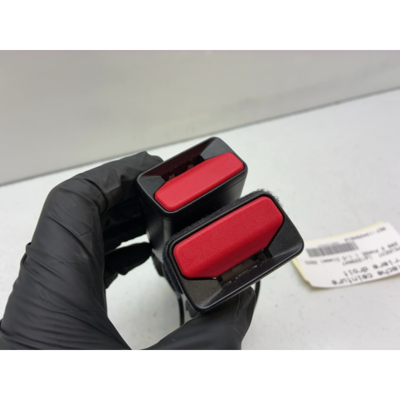 Attache ceinture arriere droit PEUGEOT 208 2 Photo n°4
