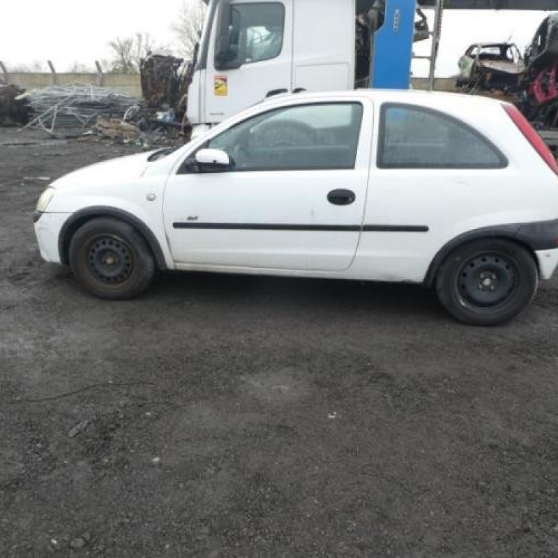 Porte avant gauche OPEL CORSA C Photo n°9