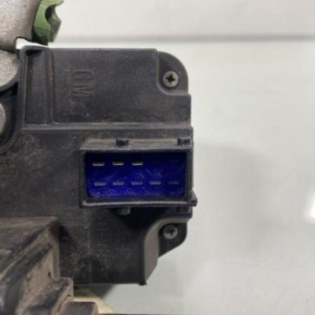 Serrure avant droit OPEL CORSA C