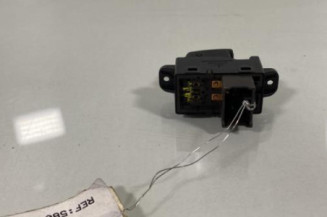 Interrupteur de leve vitre avant droit HYUNDAI I 10 1
