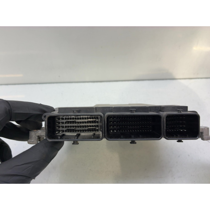 Calculateur moteur RENAULT TRAFIC 3 COURT Photo n°2