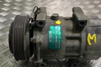 Compresseur clim RENAULT LAGUNA 1 Photo n°1