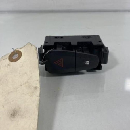 Bouton de warning DACIA SANDERO 2 Photo n°1