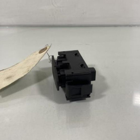 Bouton de warning DACIA SANDERO 2