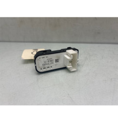 Interrupteur de leve vitre arriere gauche MAZDA 2 3