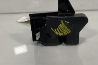 Serrure avant droit DACIA SANDERO 2