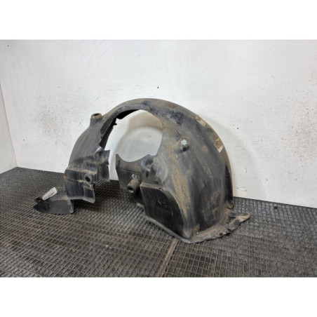Pare boue avant droit MERCEDES VIANO 639