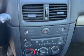 Serrure avant droit RENAULT CLIO 2