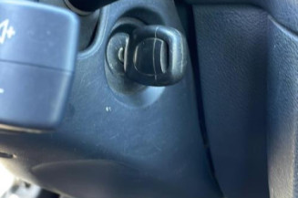 Serrure avant droit RENAULT CLIO 2