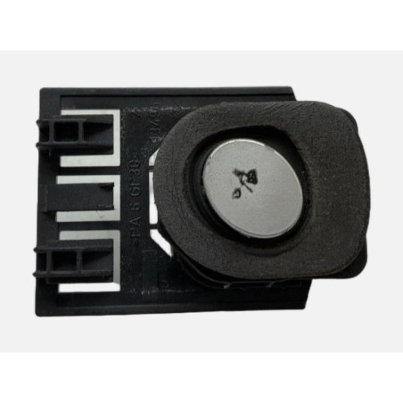 Bouton de coffre PEUGEOT 407 Photo n°1