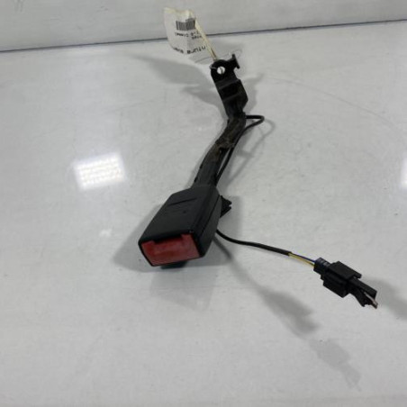 Attache ceinture avant droit VOLKSWAGEN GOLF PLUS Photo n°1