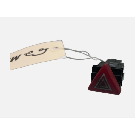 Bouton de warning AUDI A3 2 Photo n°1