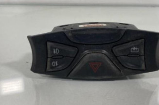 Bouton de warning FORD KA 2 Photo n°1