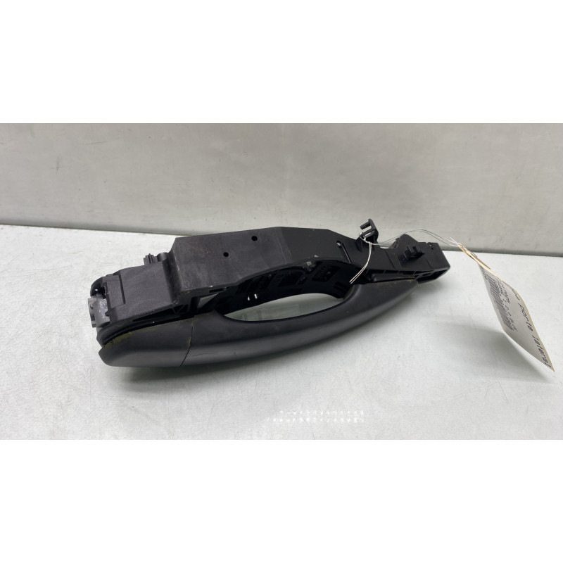 Poignee porte laterale droit OPEL VIVARO 3 Photo n°4