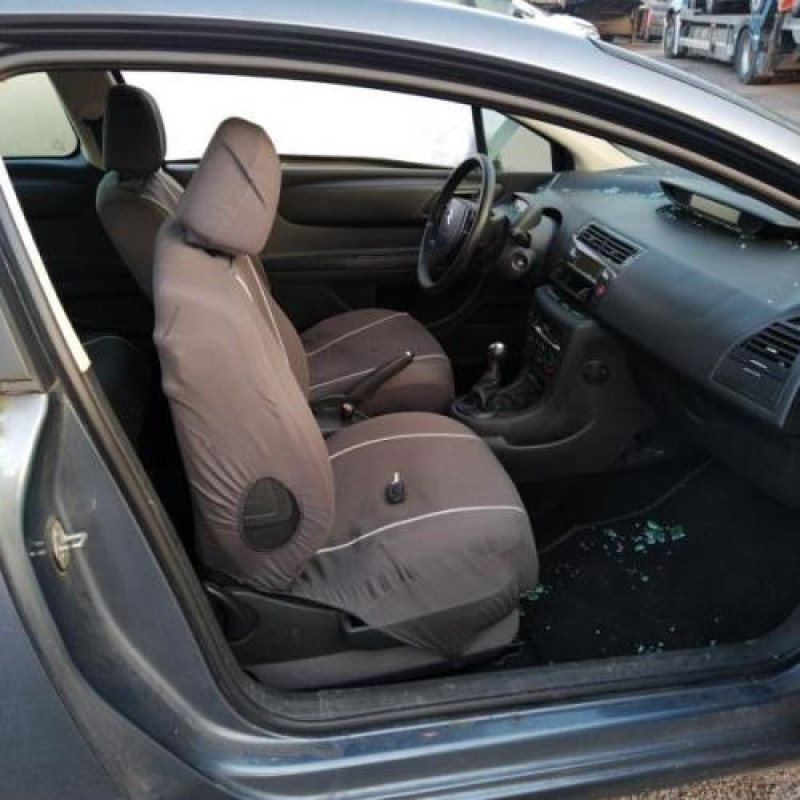 Feu arriere principal droit (feux) CITROEN C4 1 Photo n°8