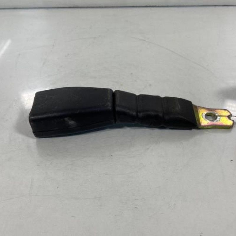 Attache ceinture avant droit HYUNDAI GETZ Photo n°2