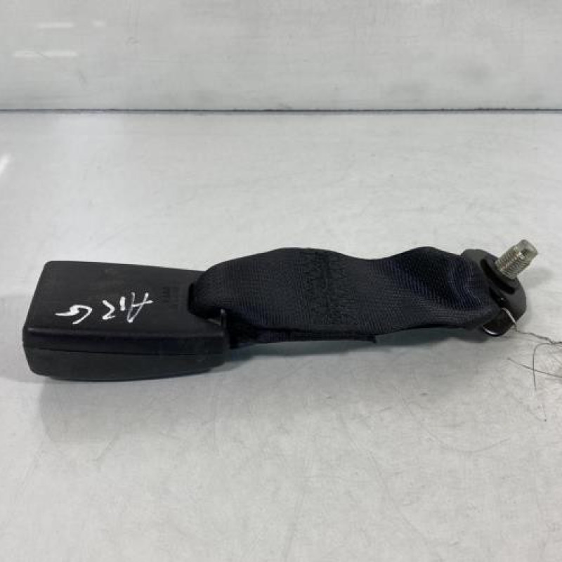 Attache ceinture arriere gauche NISSAN MICRA 4 Photo n°3
