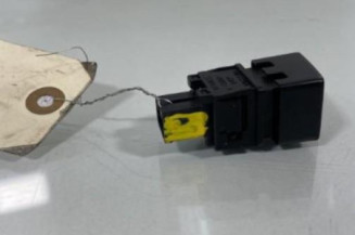 Bouton de warning NISSAN MICRA 4