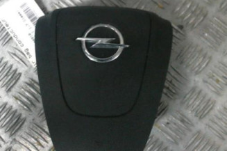 Air bag conducteur OPEL ASTRA J Photo n°1