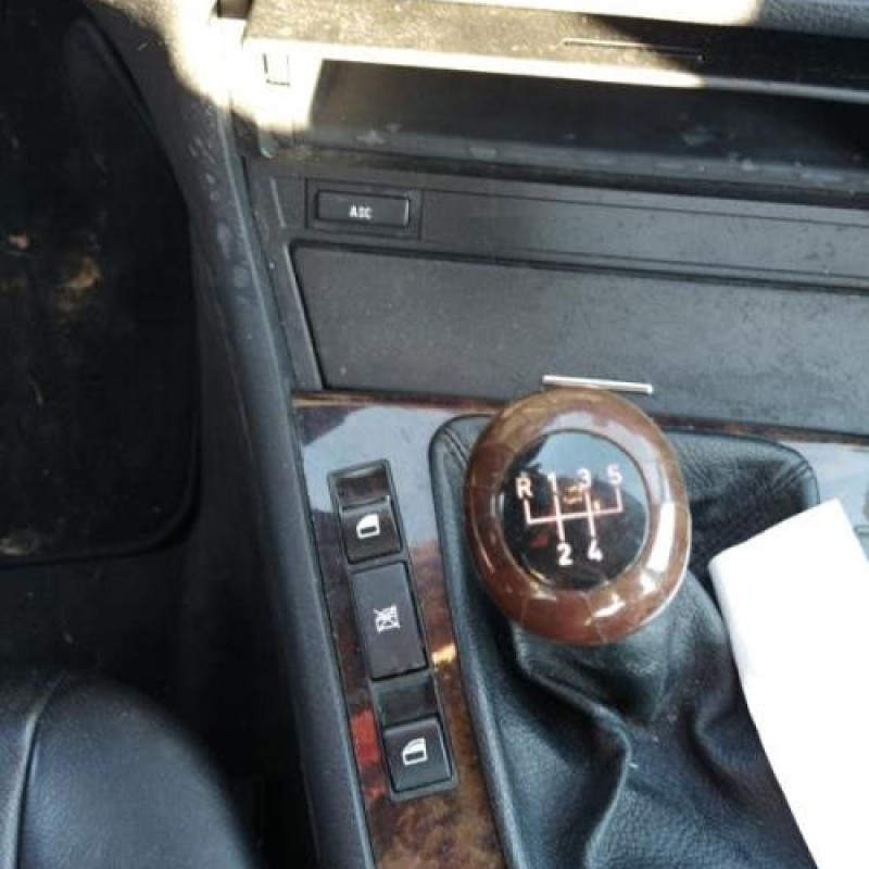 Air bag conducteur BMW SERIE 3 E46 Photo n°8