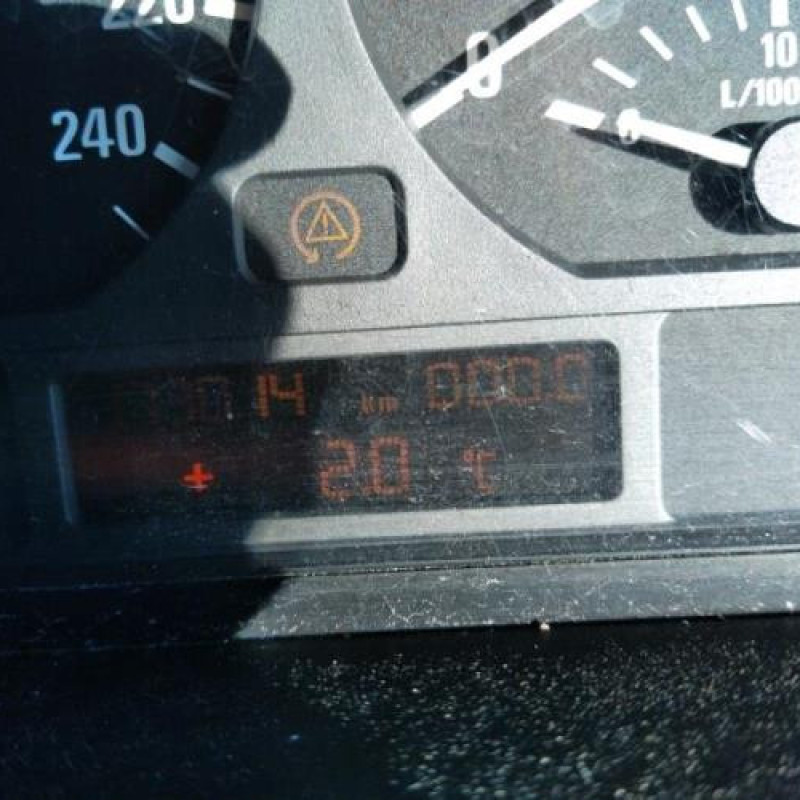 Air bag conducteur BMW SERIE 3 E46 Photo n°13