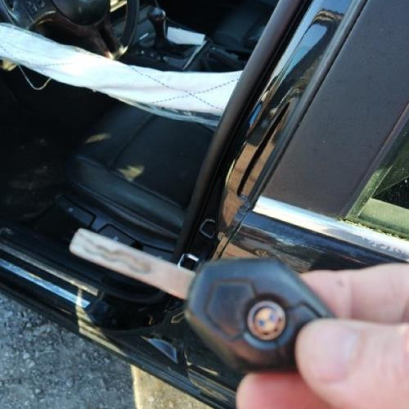 Air bag conducteur BMW SERIE 3 E46 Photo n°14