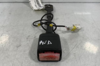 Attache ceinture avant droit PEUGEOT 308 1