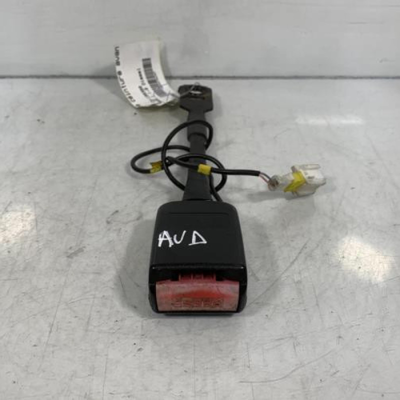 Attache ceinture avant droit PEUGEOT 308 1 Photo n°2