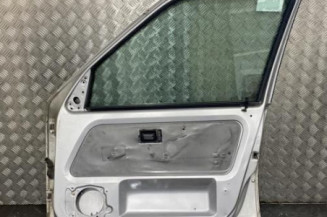 Porte avant droit PEUGEOT 106
