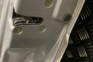 Porte avant droit PEUGEOT 106