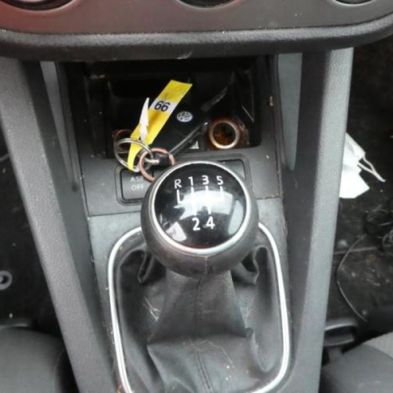 Bloc ABS (freins anti-blocage) VOLKSWAGEN GOLF 5 Photo n°13