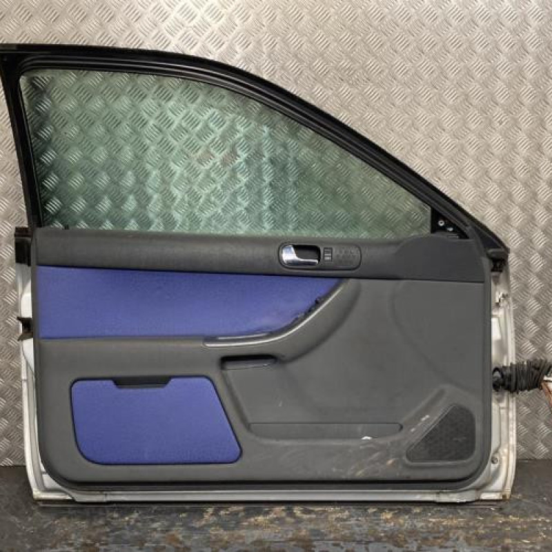 Porte avant gauche AUDI A3 1 Photo n°3