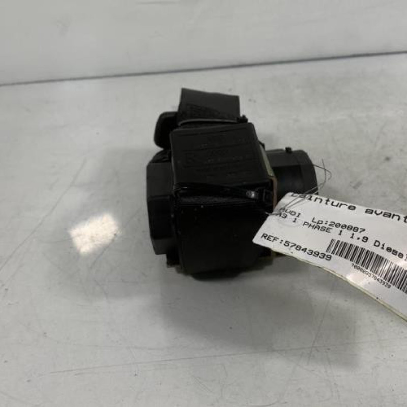 Pretensionneur de ceinture avant droit AUDI A3 1 Photo n°2