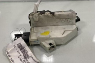 Serrure avant droit PEUGEOT 3008 1